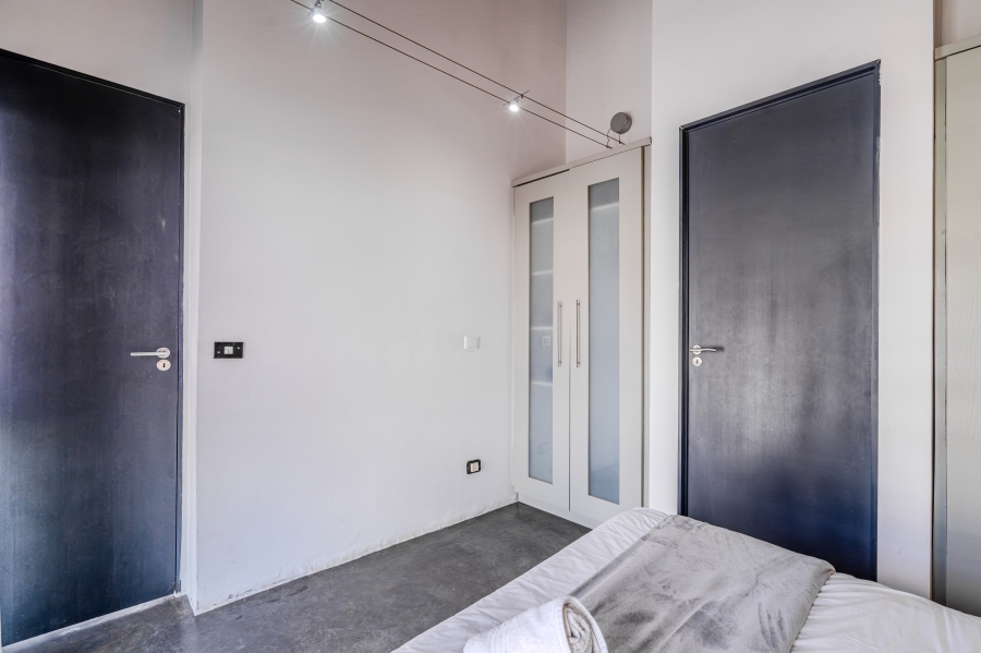 2 Bedroom Property for Sale in Cape Town City Centre Western Cape